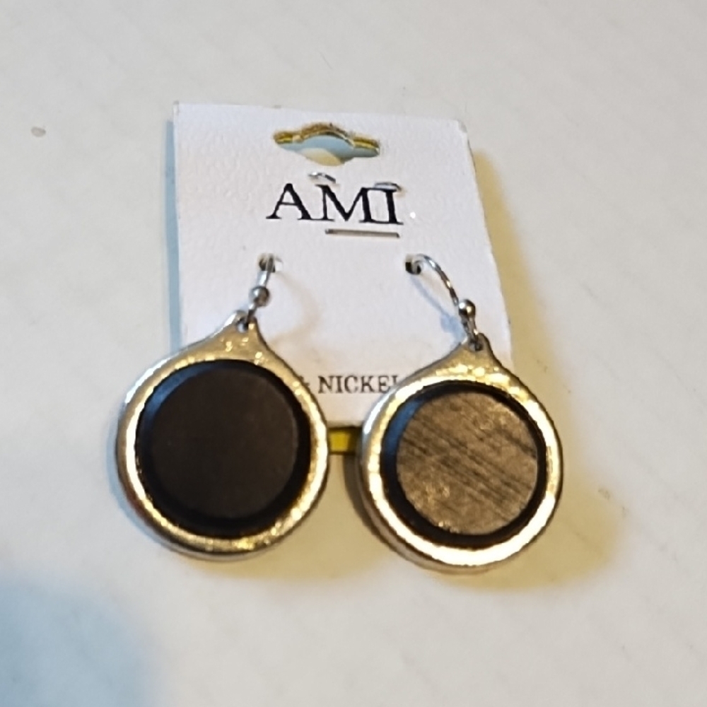 AMI NWT Black and Silver Round Earrings